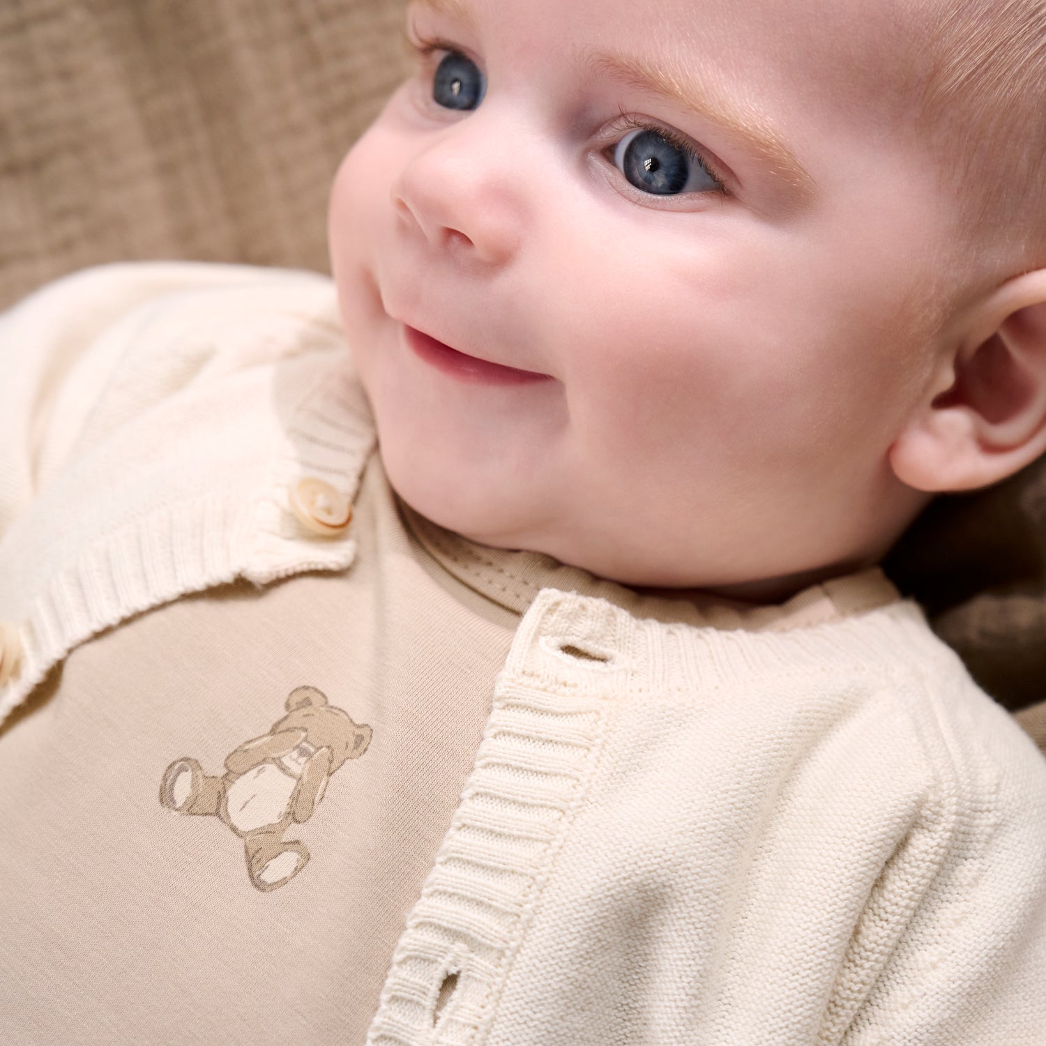 Hneppt peysa - Antique White
