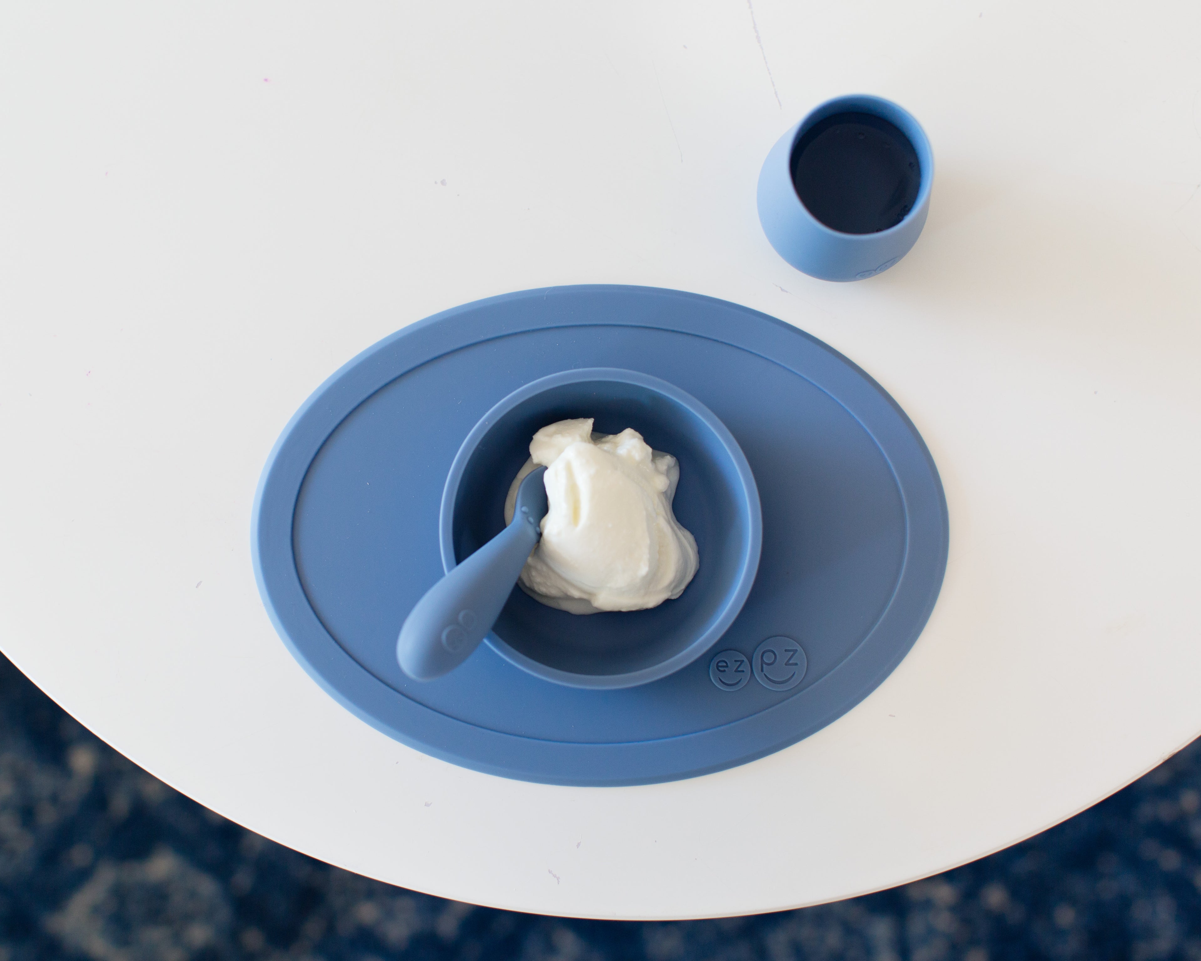 ezpz first foods set, indigo. Matarstell fyrir börn. Skál, glas og skeiðar. 