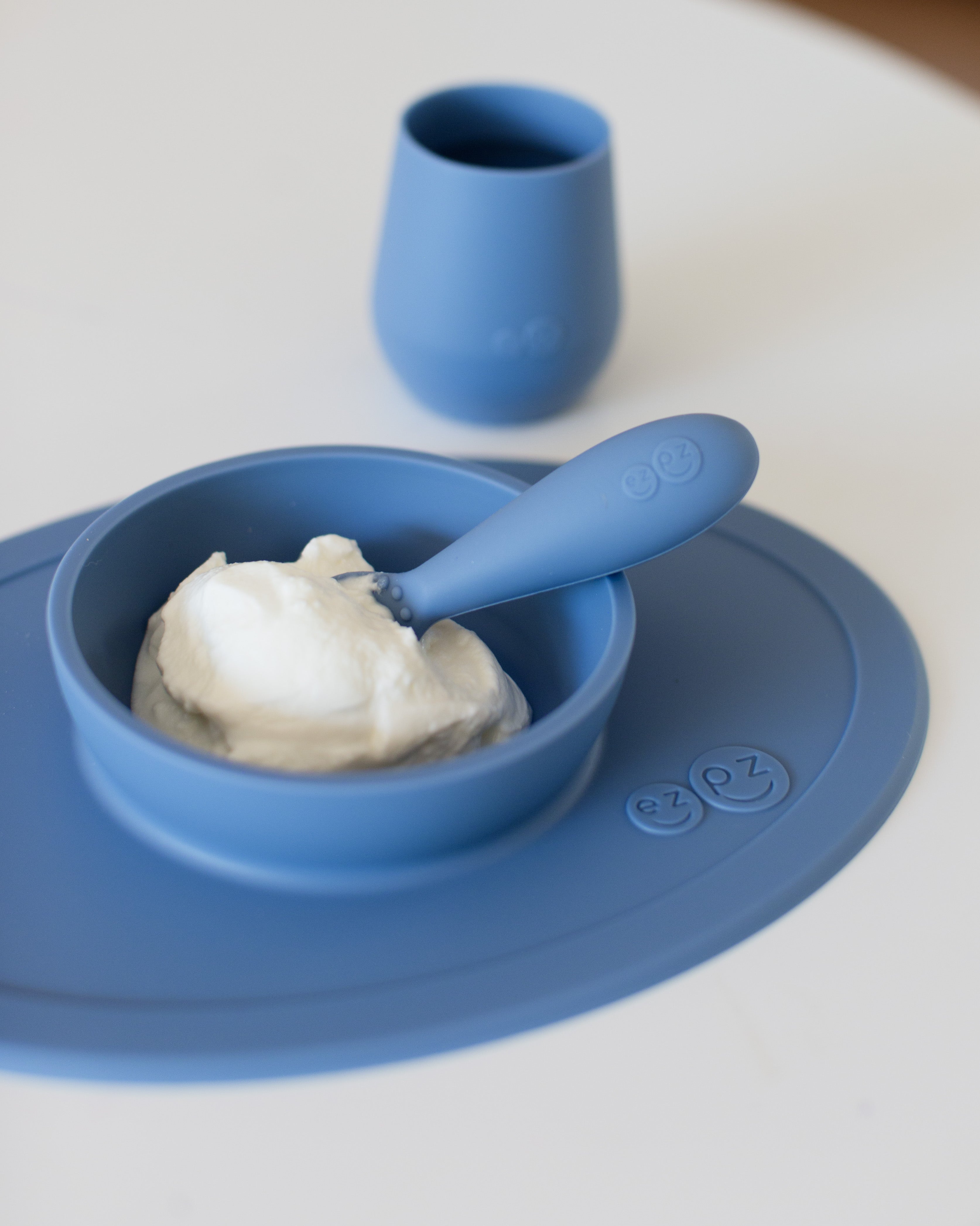 ezpz first foods set, indigo. Matarstell fyrir börn. Skál, glas og skeiðar. 
