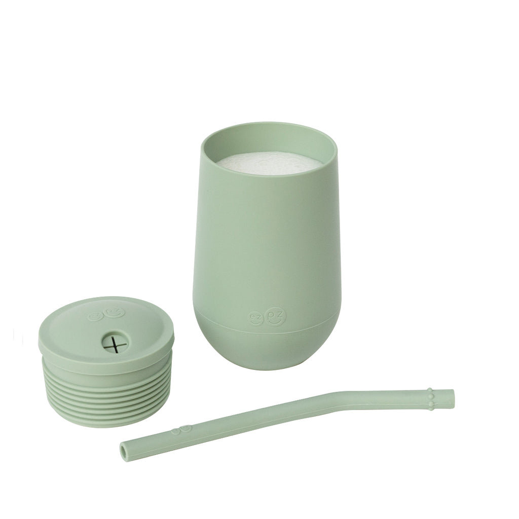 ezpz happy cup glas með röri, sage litur