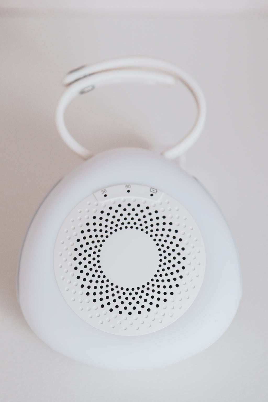 White Noise tæki með næturljósi
